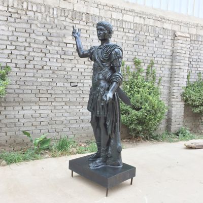 ?中西方雕塑有什么差異？