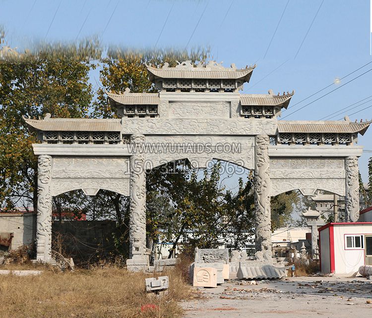 村鎮(zhèn)門(mén)口石雕山門(mén)牌坊 村鎮(zhèn)門(mén)口石雕山門(mén)牌坊
