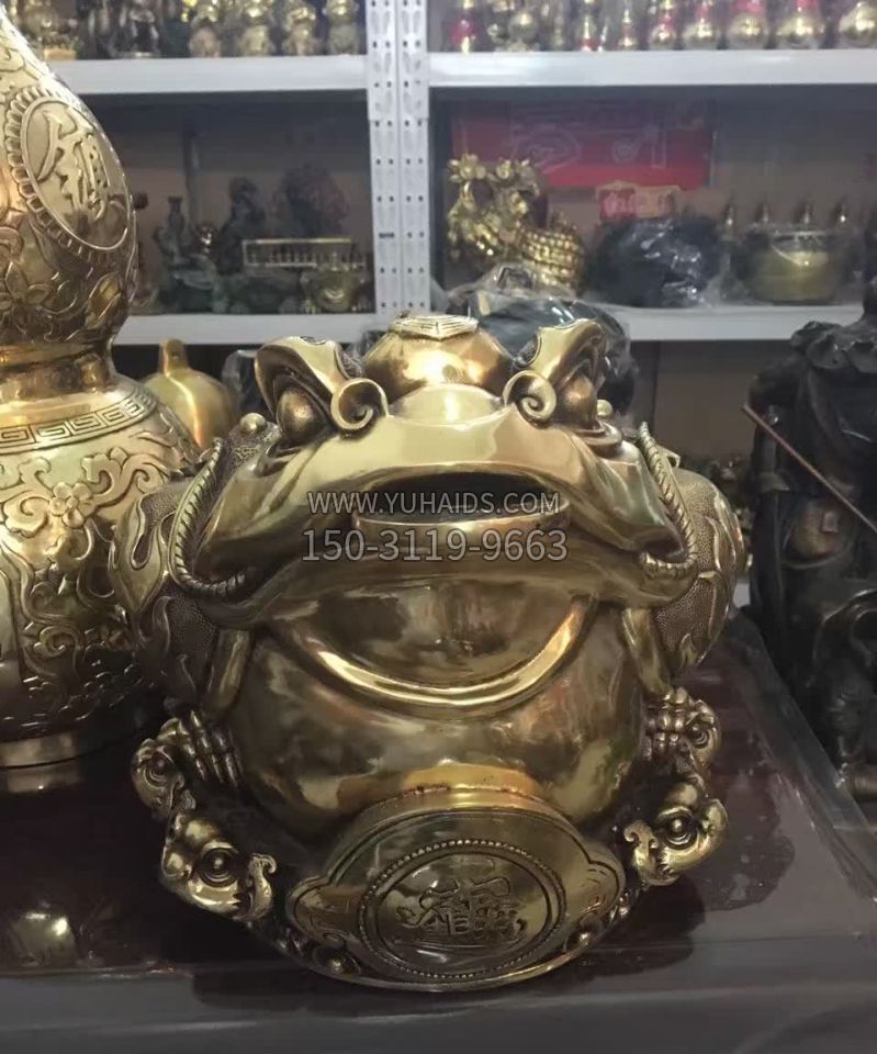 招財(cái)金蟾銅雕 招財(cái)金蟾銅雕