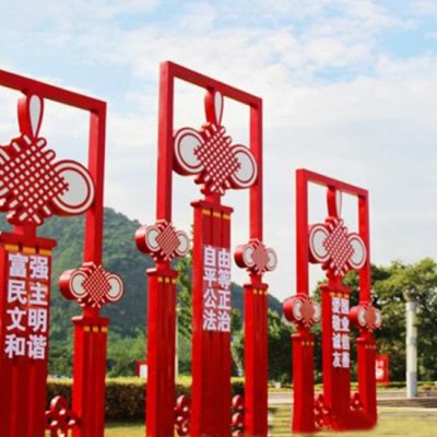 不銹鋼抽象中國結(jié)雕塑有什么寓意？