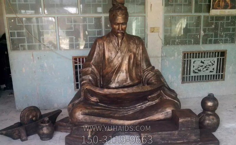 景區(qū)玻璃鋼仿銅古代人物坐著的讀書(shū)雕塑