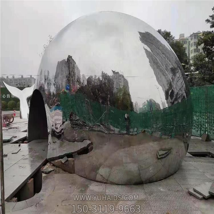 不銹鋼鏡面戶外公園大型抽象鯨魚(yú)雕塑