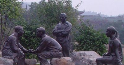 毛主席商談國(guó)事人物園林景觀銅毛澤東雕塑