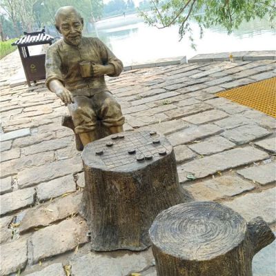 玻璃鋼樹墩，棋盤，老頭，公園情景雕塑
