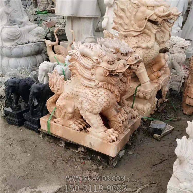庭院村口仿古做舊動物 石雕獅子一對 鎮(zhèn)宅招財?shù)袼?>
                                <h2>庭院村口仿古做舊動物 石雕獅子一對 鎮(zhèn)宅招財?shù)袼?參數(shù)說明</h2>
                                                                        <table>
                                      <tr>
                                        <th>產品標題</th>
                                        <td>庭院村口仿古做舊動物 石雕獅子一對 鎮(zhèn)宅招財?shù)袼?/td>
                                      </tr>
                                      <tr>
                                        <th>發(fā)布時間</th>
                                        <td>2023-06-07 10:31</td>
                                      </tr>
                                      <tr>
                                        <th>價格</th>
                                        <td><span>電話咨詢</td>
                                      </tr>
                                                                              <tr>
                                          <th>雕刻內容</th>
                                          <td>動物、獅子、動物</td>
                                        </tr>
                                                                              <tr>
                                          <th>制作材質</th>
                                          <td>石雕</td>
                                        </tr>
                                                                              <tr>
                                          <th>其他</th>
                                          <td>仿古</td>
                                        </tr>
                                                                          </table>
                                <h2>庭院村口仿古做舊動物 石雕獅子一對 鎮(zhèn)宅招財?shù)袼?詳細說明</h2>
                                <p>玉海雕塑是一家綜合性的雕塑公司，擁有多款庭院村口仿古做舊動物雕塑模型，可加工定制多種庭院村口仿古做舊動物雕塑，支持材質、樣式、風格、尺寸大小等方面的調整修改定制。我們所加工制作的庭院村口仿古做舊動物雕塑質優(yōu)價廉，遍布全國多個省市地區(qū)，想要了解更多案例圖片，請電話或微信咨詢。材質、大小、樣式等都可以按需定制，還可根據您提供給的庭院村口仿古做舊動物雕塑樣圖進行制作！如有相關需求，歡迎致電（微信同號）：<span>150-3119-9663</span></p>
                                                                <div   class=