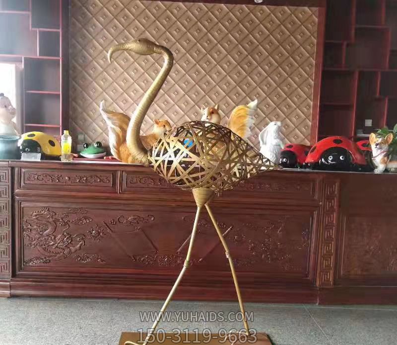 商店擺放不銹鋼拋光火烈鳥(niǎo)雕塑