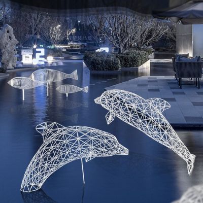 不銹鋼鏤空海洋動(dòng)物 戶外酒店門口 鐵藝鏡面鏤空魚(yú)群雕塑