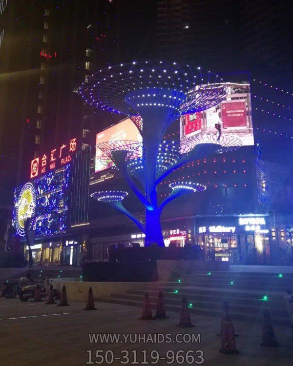 廣場(chǎng)大型不銹鋼鏤空創(chuàng)意景觀樹(shù)擺件雕塑