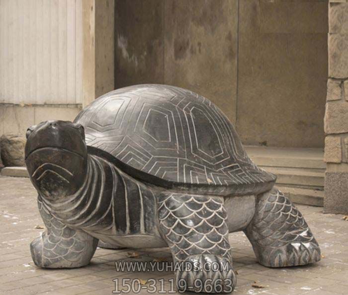 庭院戶(hù)外不銹鋼仿真動(dòng)物烏龜?shù)袼?>
                                <h2>庭院戶(hù)外不銹鋼仿真動(dòng)物烏龜?shù)袼?參數(shù)說(shuō)明</h2>
                                                                        <table>
                                      <tr>
                                        <th>產(chǎn)品標(biāo)題</th>
                                        <td>庭院戶(hù)外不銹鋼仿真動(dòng)物烏龜?shù)袼?/td>
                                      </tr>
                                      <tr>
                                        <th>發(fā)布時(shí)間</th>
                                        <td>2023-06-07 12:49</td>
                                      </tr>
                                      <tr>
                                        <th>價(jià)格</th>
                                        <td><span>電話咨詢(xún)</td>
                                      </tr>
                                                                              <tr>
                                          <th>雕刻內(nèi)容</th>
                                          <td>動(dòng)物</td>
                                        </tr>
                                                                              <tr>
                                          <th>制作材質(zhì)</th>
                                          <td>不銹鋼</td>
                                        </tr>
                                                                              <tr>
                                          <th>其他</th>
                                          <td>仿真</td>
                                        </tr>
                                                                          </table>
                                <h2>庭院戶(hù)外不銹鋼仿真動(dòng)物烏龜?shù)袼?詳細(xì)說(shuō)明</h2>
                                <p>玉海雕塑是一家綜合性的雕塑公司，擁有多款庭院戶(hù)外不銹鋼仿真動(dòng)物烏龜?shù)袼苣Ｐ?，可加工定制多種庭院戶(hù)外不銹鋼仿真動(dòng)物烏龜?shù)袼?，支持材質(zhì)、樣式、風(fēng)格、尺寸大小等方面的調(diào)整修改定制。我們所加工制作的庭院戶(hù)外不銹鋼仿真動(dòng)物烏龜?shù)袼苜|(zhì)優(yōu)價(jià)廉，遍布全國(guó)多個(gè)省市地區(qū)，想要了解更多案例圖片，請(qǐng)電話或微信咨詢(xún)。材質(zhì)、大小、樣式等都可以按需定制，還可根據(jù)您提供給的庭院戶(hù)外不銹鋼仿真動(dòng)物烏龜?shù)袼軜訄D進(jìn)行制作！如有相關(guān)需求，歡迎致電（微信同號(hào)）：<span>150-3119-9663</span></p>
                                                                <div   class=