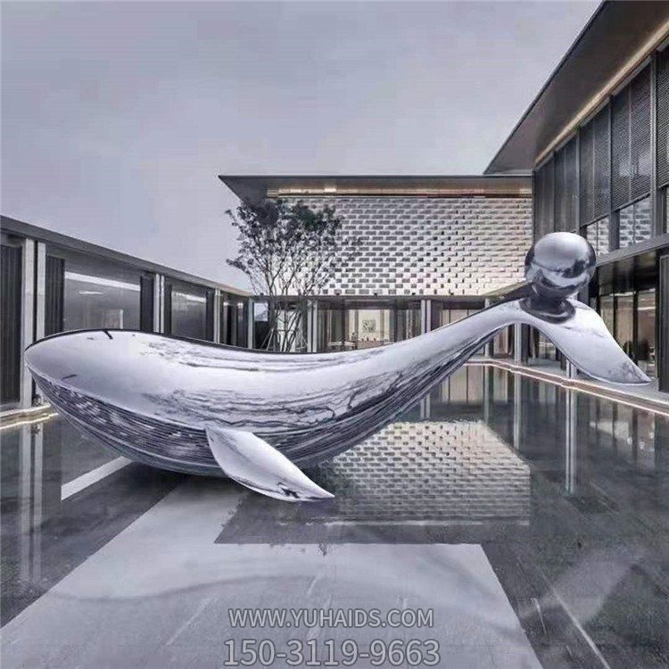 不銹鋼鏡面酒店會(huì)所大型噴泉水景鯨魚(yú)雕塑