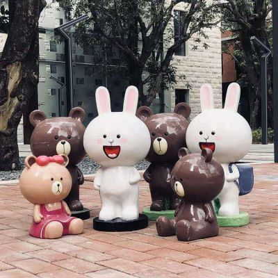 公園玻璃鋼創(chuàng)意戶外卡通動(dòng)物擺件，可妮兔和維尼熊雕塑