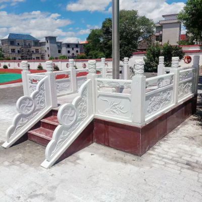 漢白玉旗臺(tái)，學(xué)校升旗臺(tái)欄桿
