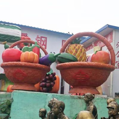 戶(hù)外園林玻璃鋼彩繪園林果籃雕塑