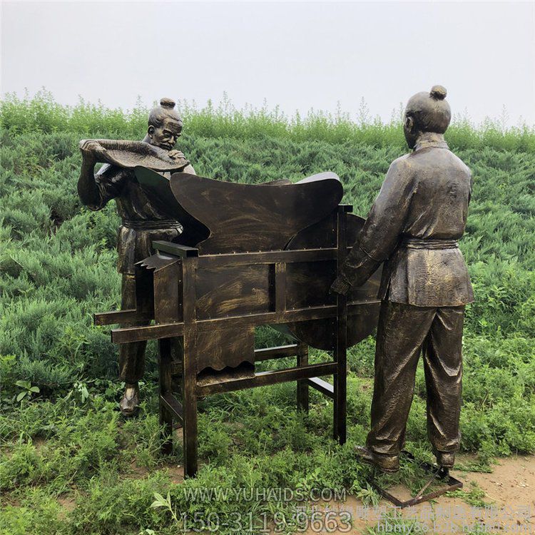 南方收糧工具吹風(fēng)機雕塑，可吹去糧食中的麥殼雜草等較輕的異物