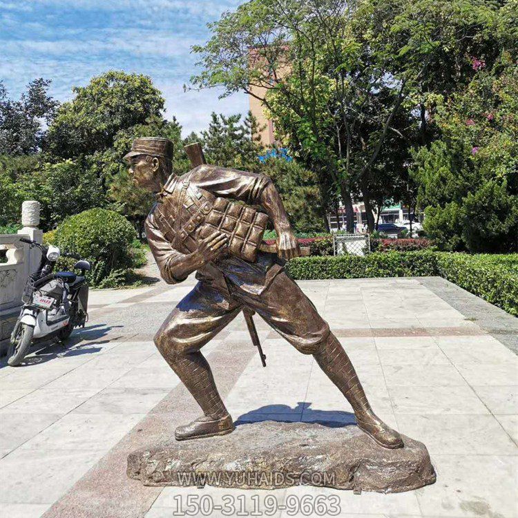 沖鋒，玻璃鋼仿銅戰(zhàn)士士兵雕塑