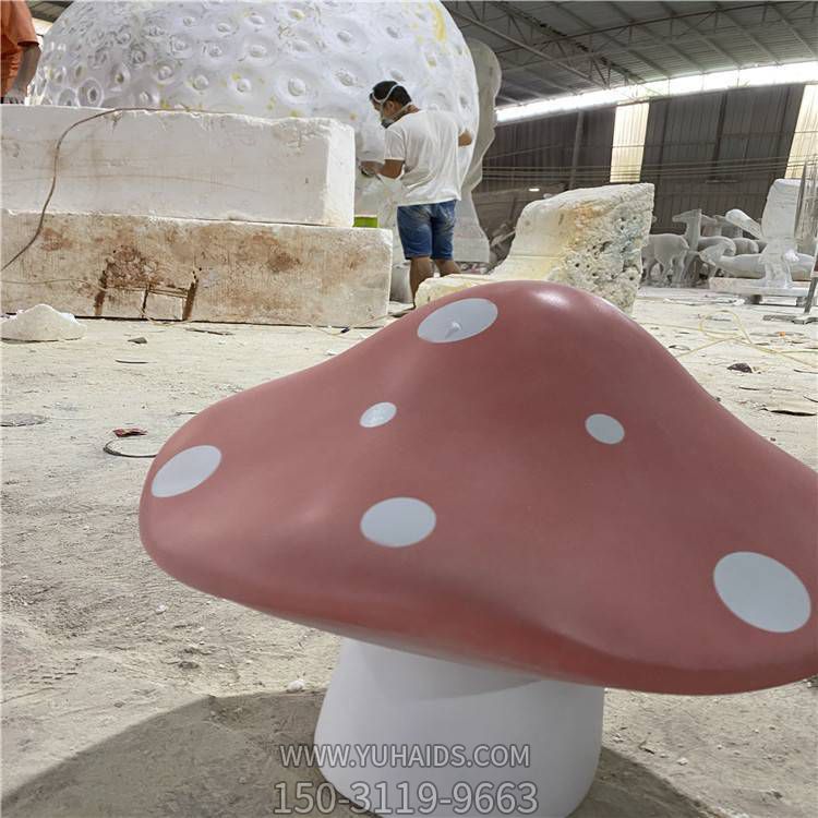 玻璃鋼大蘑菇，大個仿真蘑菇雕塑