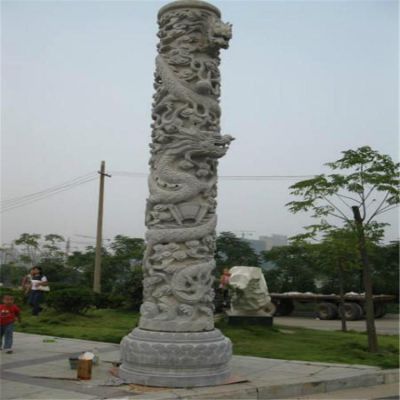 盤(pán)龍戶(hù)外石雕龍柱