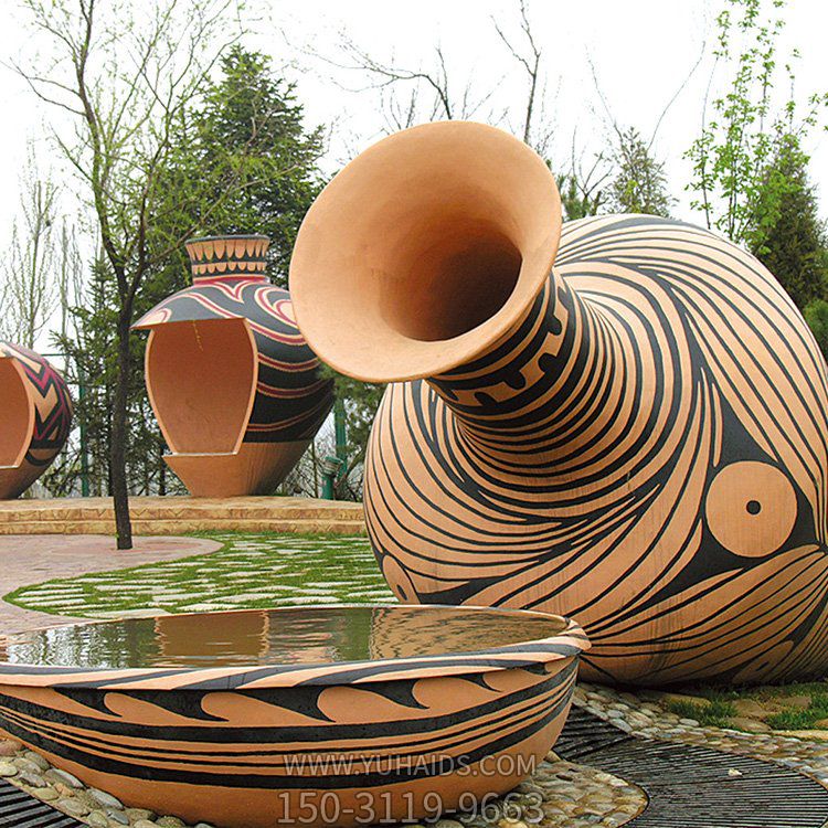 玻璃鋼創(chuàng)意瓶子，休閑公園景觀雕塑