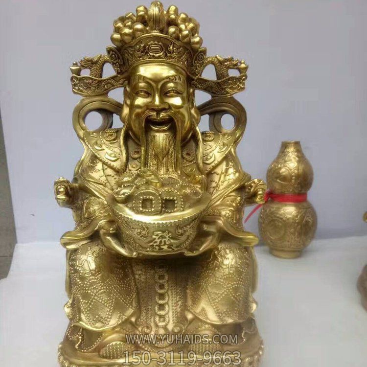 鑄銅戶外園林景觀財神爺?shù)袼?>
                                <h2>鑄銅戶外園林景觀財神爺?shù)袼?參數(shù)說明</h2>
                                                                        <table>
                                      <tr>
                                        <th>產(chǎn)品標題</th>
                                        <td>鑄銅戶外園林景觀財神爺?shù)袼?/td>
                                      </tr>
                                      <tr>
                                        <th>發(fā)布時間</th>
                                        <td>2023-06-08 10:12</td>
                                      </tr>
                                      <tr>
                                        <th>價格</th>
                                        <td><span>電話咨詢</td>
                                      </tr>
                                                                              <tr>
                                          <th>雕刻內(nèi)容</th>
                                          <td>園林</td>
                                        </tr>
                                                                              <tr>
                                          <th>其他</th>
                                          <td>景觀</td>
                                        </tr>
                                                                              <tr>
                                          <th>制作材質(zhì)</th>
                                          <td>鑄銅</td>
                                        </tr>
                                                                          </table>
                                <h2>鑄銅戶外園林景觀財神爺?shù)袼?詳細說明</h2>
                                <p>玉海雕塑是一家綜合性的雕塑公司，擁有多款鑄銅戶外園林景觀財神爺?shù)袼苣Ｐ?，可加工定制多種鑄銅戶外園林景觀財神爺?shù)袼?，支持材質(zhì)、樣式、風格、尺寸大小等方面的調(diào)整修改定制。我們所加工制作的鑄銅戶外園林景觀財神爺?shù)袼苜|(zhì)優(yōu)價廉，遍布全國多個省市地區(qū)，想要了解更多案例圖片，請電話或微信咨詢。材質(zhì)、大小、樣式等都可以按需定制，還可根據(jù)您提供給的鑄銅戶外園林景觀財神爺?shù)袼軜訄D進行制作！如有相關(guān)需求，歡迎致電（微信同號）：<span>150-3119-9663</span></p>
                                                                <div   class=