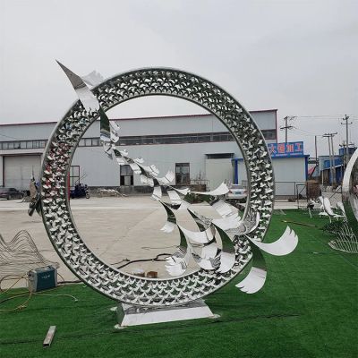 廣場不銹鋼鴿子雕塑是怎么制作出來的？