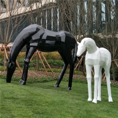 玻璃鋼馬兒，抽象塊面馬雕塑，黑白兩色，可改色