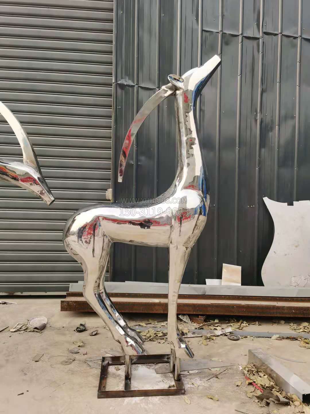 C款，站姿昂頭不銹鋼鹿，靜態(tài)